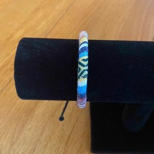 NWOT Woven adjustable bracelet